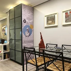 Apartamento Frente Al Guggenheim. Urbanizacion De Lujo En El Centro, Bilbao